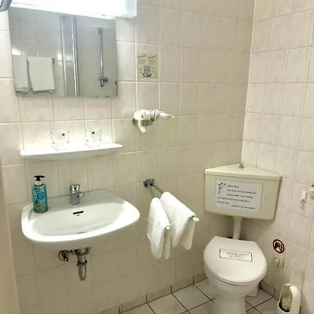 Bed & Breakfast Am Ratshof 3*