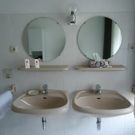 Hotel Am Ratshof 3*