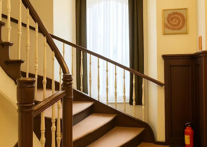 Hotel-pension Am Ratshof Bed & Breakfast 3*