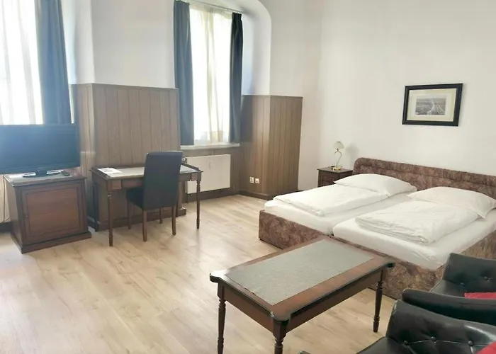 Hotel-pension Am Ratshof Bed & Breakfast 3*