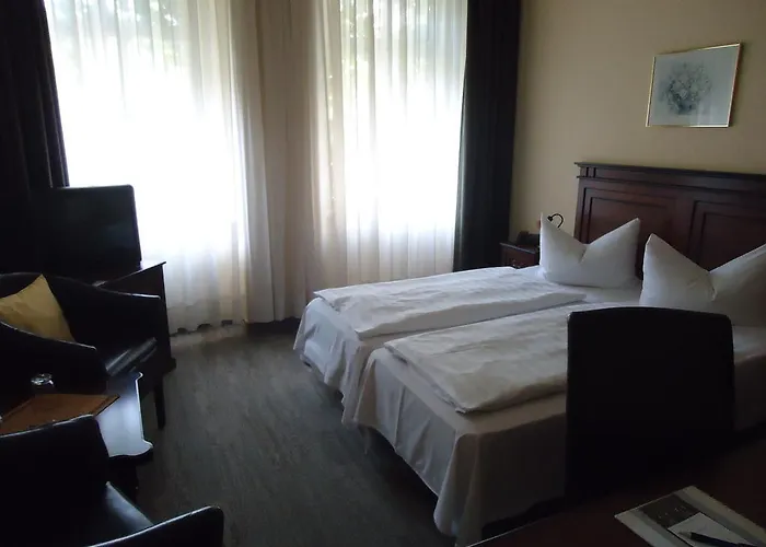 Bed & Breakfast Hotel-pension Am Ratshof 3*