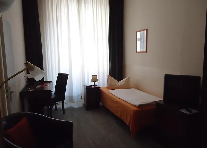 Bed & Breakfast Hotel-pension Am Ratshof Halle (Saale)